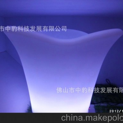 LED发光灯，LED发光圆球，LED发光家具，滚塑家具，滚塑加工图4