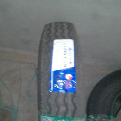 汽车轮胎 卡客车轮胎玲珑三包全钢700R16    F830图2