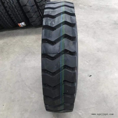 出口 拼柜 载重卡客车全钢轮胎1100R20 1200R20 足球块卡车轮胎图2