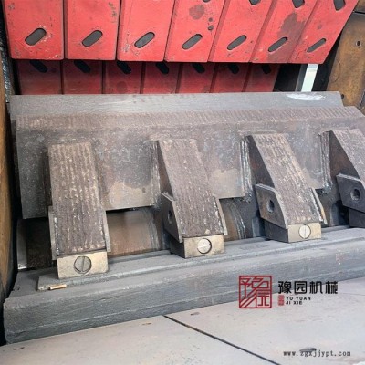 河南轮胎式移动破碎站 移动破碎站厂家 豫园机械图3