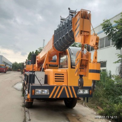 10吨12吨变形异性吊车 12吨自制底盘小吊车 轮胎式车载吊车厂家报价图5