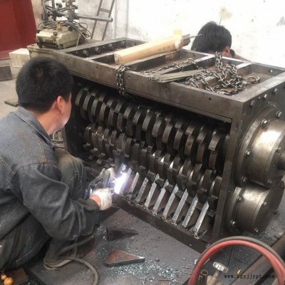木材撕碎机 轮胎撕碎机 塑料撕碎机 金属撕碎机 塑料撕碎机 生活垃圾撕碎机 破碎机图5