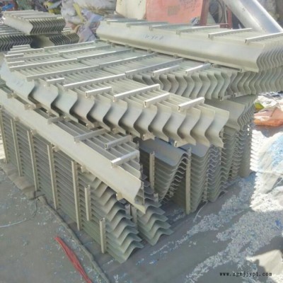焦作除雾器 PP除雾器 聚丙烯除雾器 冷却塔除雾器 PVC除雾器 玻璃钢折板除雾器图7