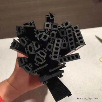 厂家供应车门海绵密封条钢丝编织骨架复合密封条图5