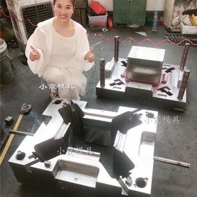 中国注塑模具工厂 塑料收纳盒模具塑料周转箱模具图6