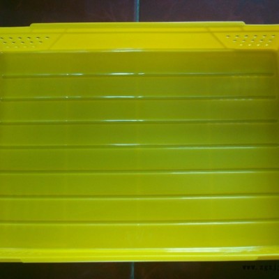 增城斜插塑料箱 可套叠物流箱 带盖塑料箱