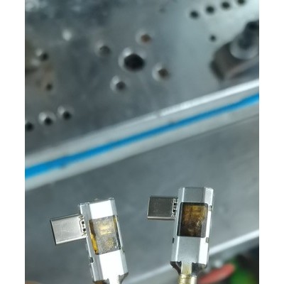 Type c 光纤数据线内模低压注塑模具，胶料图6