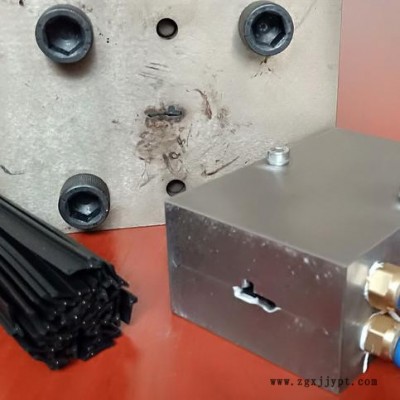 森尼尔  软硬胶共挤包覆模具 挤出模具制品 挤出模具厂家定制 模具加工图3