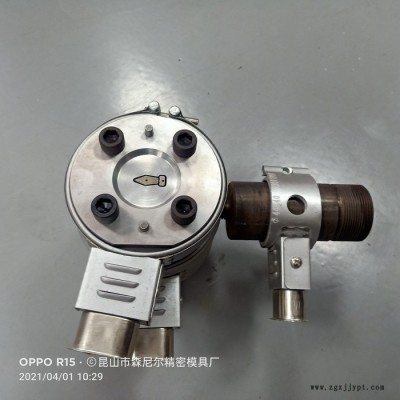 森尼尔模具TPU标签夹挤出模具图2