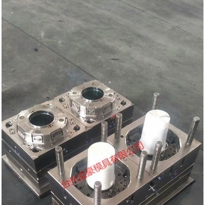 源头厂家溢豪模具，专业制造研发涂料桶模具，水果筐模具，日用品等各类注塑模具图5