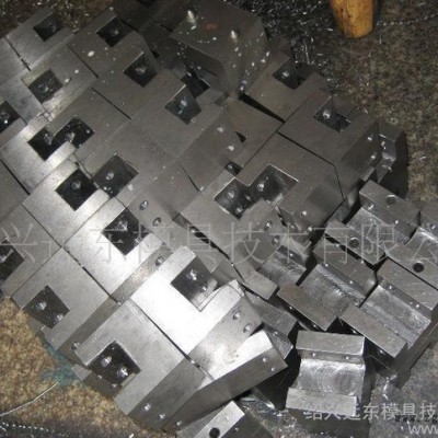 波纹管吹塑模具图2