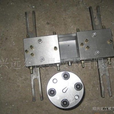 卧式抽杆/文具夹/书夹挤出/押出模具 多型腔移动式模具图3