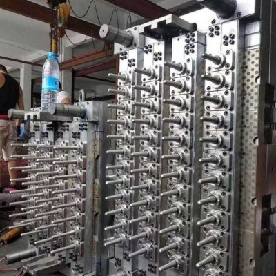 创宏 瓶吹模具 瓶胚模具 瓶盖模具  吹塑模具 塑料瓶模具图2