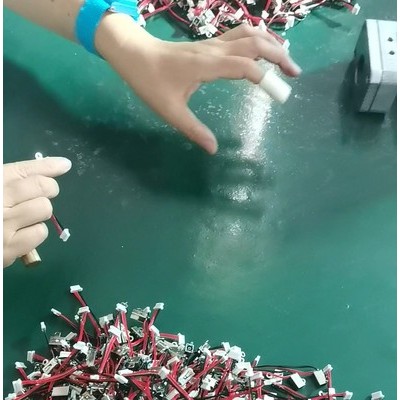 笔记本电脑线束低压注塑固定图3