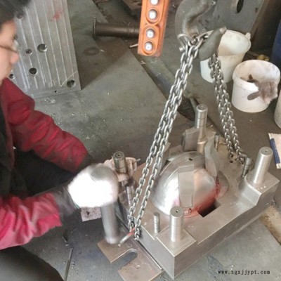 供应塑料模具，安全帽模具  头盔模具 台州黄岩模具制造图3