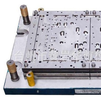 精密加工LCD液晶显示屏外壳注塑模具图2