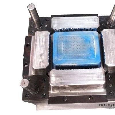 台鼎模具     台鼎日用品模具      台鼎精密模具      台鼎塑料模具图4