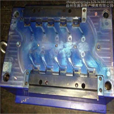 浙江黄岩模具制造厂家设计自行车反光镜支架模具 注塑工艺加工山地车塑胶件模具整套磨具进口模具钢图3