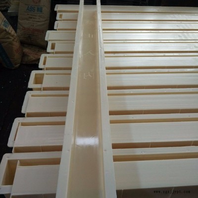 保定市永大塑料制品具有模具生产设计能力 直销各种型号防护网立柱塑料模具图2