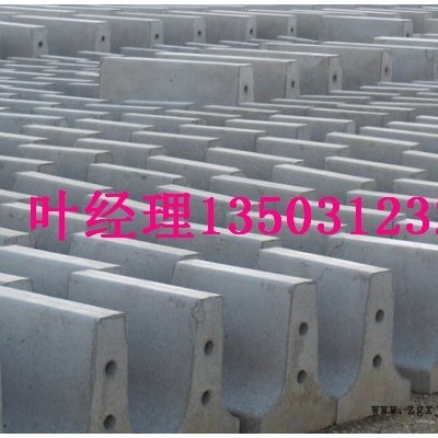 诚家远水泥注塑模具钢模具可来图定制隔离墩钢模具图5