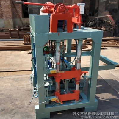 鑫达环保砖设备厂4-30A水泥垫块机出砖率高 环保砖设备小型水泥支撑垫块机设备价格 小型移动垫块机模具一机多用图4