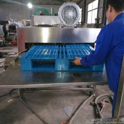 鼎鸿XKJ-2000型鸡蛋筐清洗机 隧道式洗箱机 全自动洗盒机 塑料模具清洗机 机械配件去污清洗机 四面喷淋清洗机图2