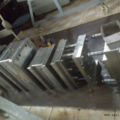 定制模具塑料模具图6