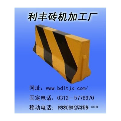 高铁隔离墩模具制造图2