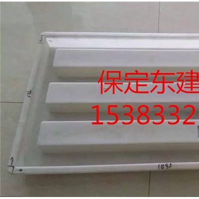 高铁路基防护栅栏模具图8