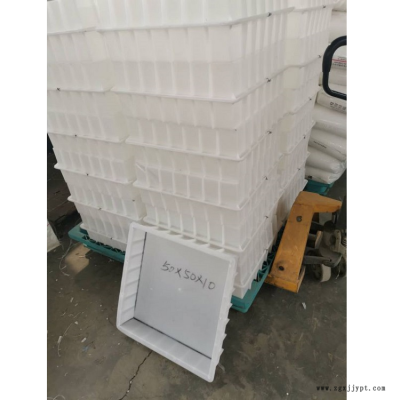 预制路肩石模具  水泥路肩石模具  路肩板塑料模具  公路护肩板模具图2