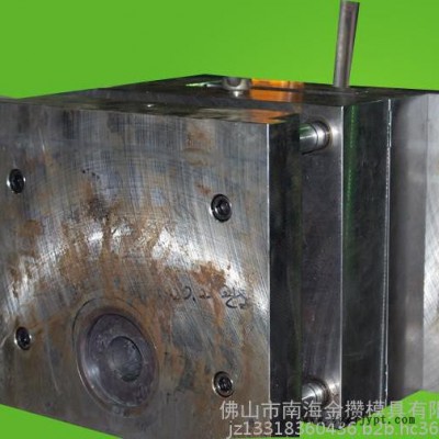 金攒YLS16A LED灯具铝合金压铸模具图3
