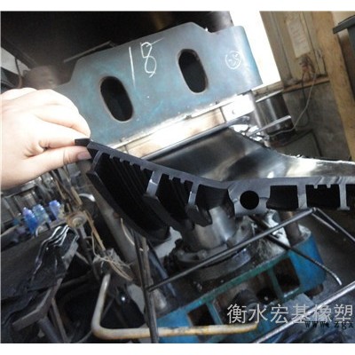 厂家定制 天然橡胶钢边止水带 橡胶止水带 外贴橡胶止水带 镀锌钢板止水带 中埋式橡胶止水带厂家图4