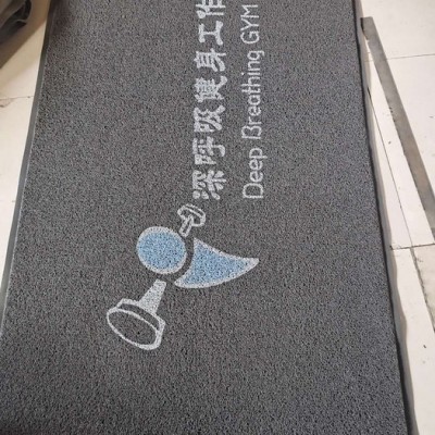 华踏 HT069   公司开业红地垫定制 无模压字地垫 喷印LOGO地垫 防水防滑胶丝地垫 华踏地垫厂家价格 全国供应