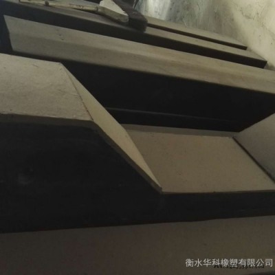 V型橡胶垫 防滑橡胶垫 钢卷橡胶垫厂家 华科橡塑 厂家直营图5