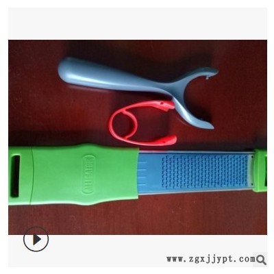 精密塑胶塑料模具设计制作二次注塑产品软硬胶模型图2