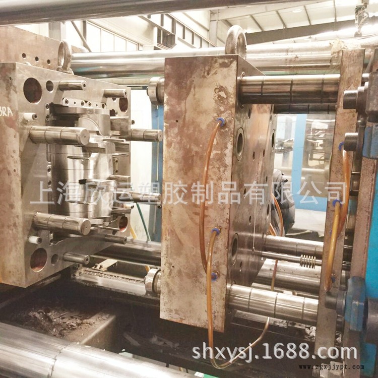 上海注塑模具加工厂家定制ABS镜面吸尘器塑料外壳开模加工示例图2