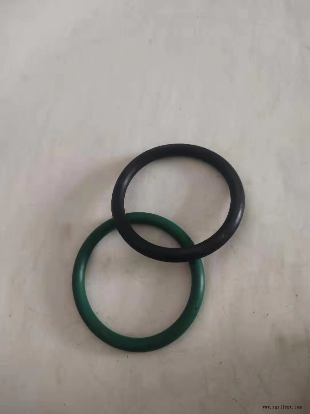 【 厚富】_耐低温密封圈_水管套压板_传感器配件模具定做 欢迎来电咨询