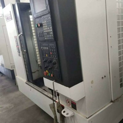 现货低价出租二手乔峰V6立式加工中心线轨二手加工中心线轨机械手刀库图3