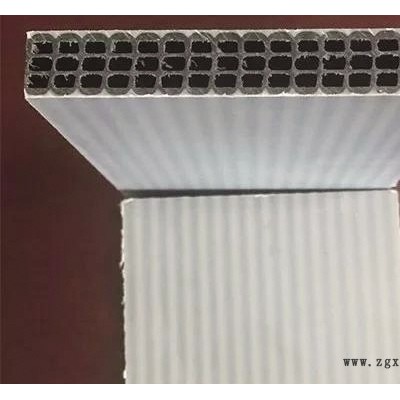 PP三层中空建筑模板生产线_中空隔板设备