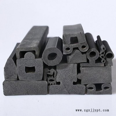 阻燃橡胶发泡条图1