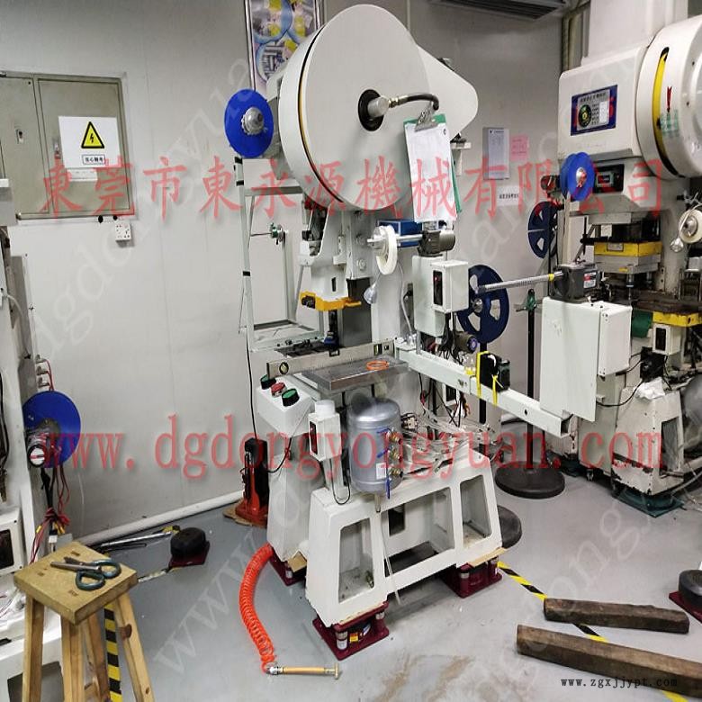 楼上机械防震用的隔振器  手摇啤机隔震脚垫，冲压机械手配套涂油机
