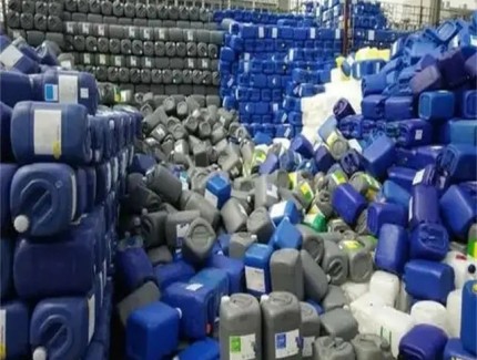 废塑料收购站，临期塑料价格每吨涨500元